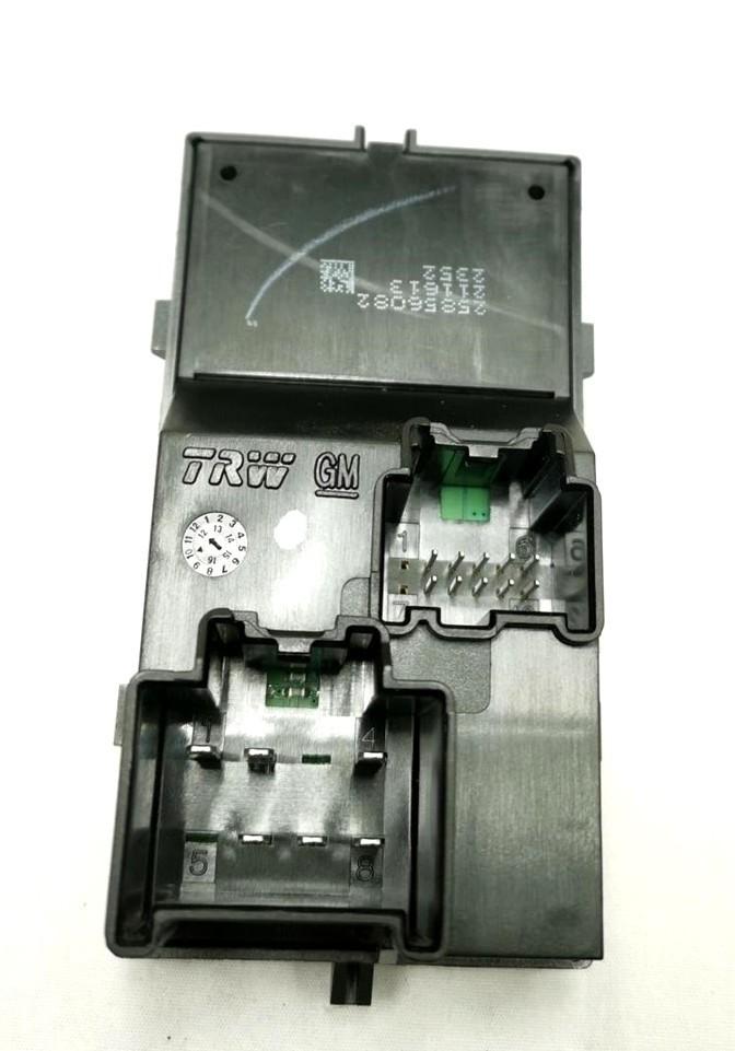 New OEM GM 25856082 Right Front Power Window Switch 2010-15 Buick LaCrosse