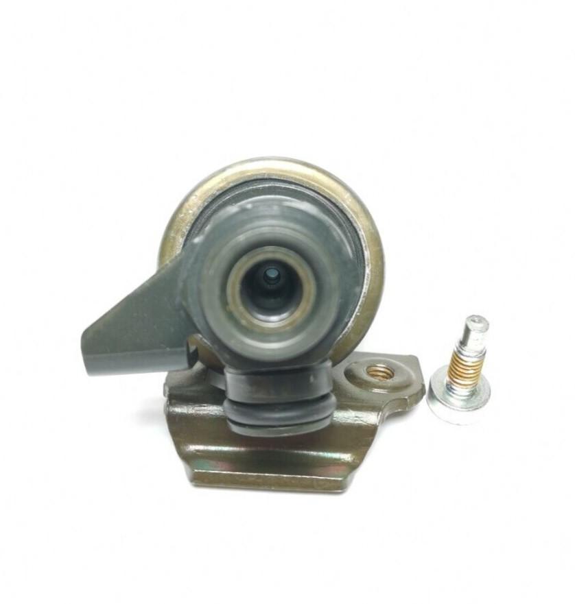 GM OEM 17113622 Fuel Injection Pressure Regulator 2000-2005 Chevy Buick Pontiac