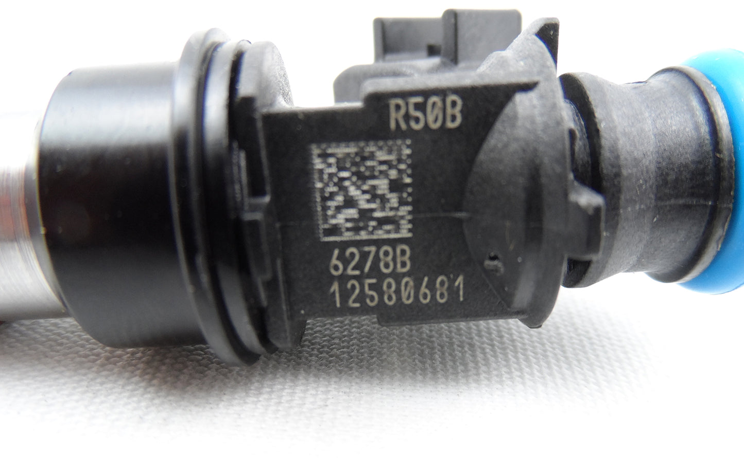 8 OEM New Fuel Injector Escalade Avalanche Suburban Silverado Tahoe GAS ONLY