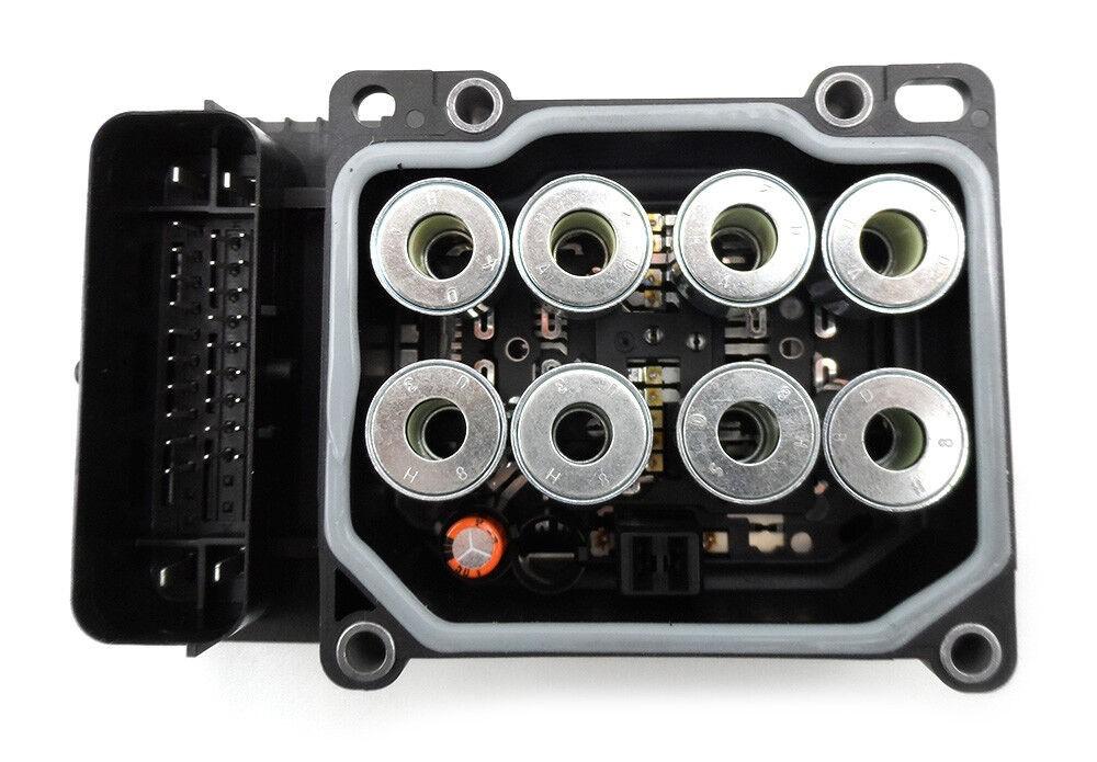 9W7Z2C219A OEM ABS Module Less Traction Control 09-11 Crown Victoria, Grand Marquis, Town Car