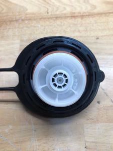 New OEM Gas Cap ACDelco# GT260 for 2004-2010 GM Trucks 3500 w/Tether 6.0L, 8.1L