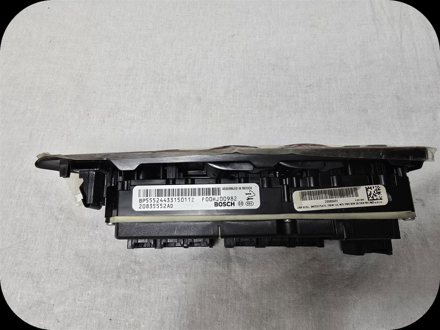 GM 20835552 Master Switch+Gaston Walnut Plate 10-13 Sierra Avalanche Tahoe