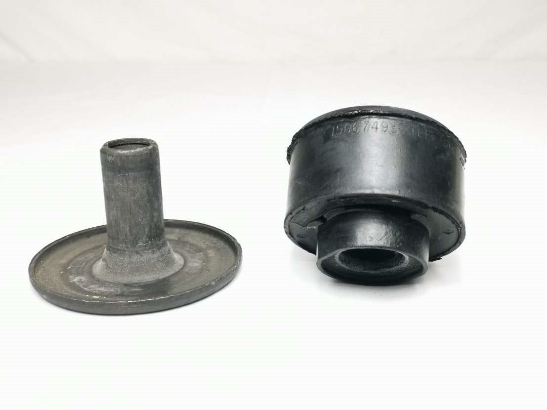 15667493 Ten OEM Subframe Mount Bushings for Front & Center Cab GM Trucks