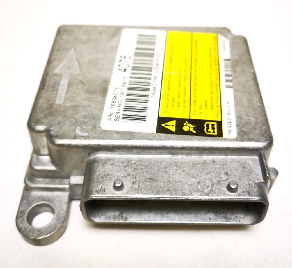 OEM GM 15834075 BCM Body Control Module 06-2012 Canyon Colorado Isuzu