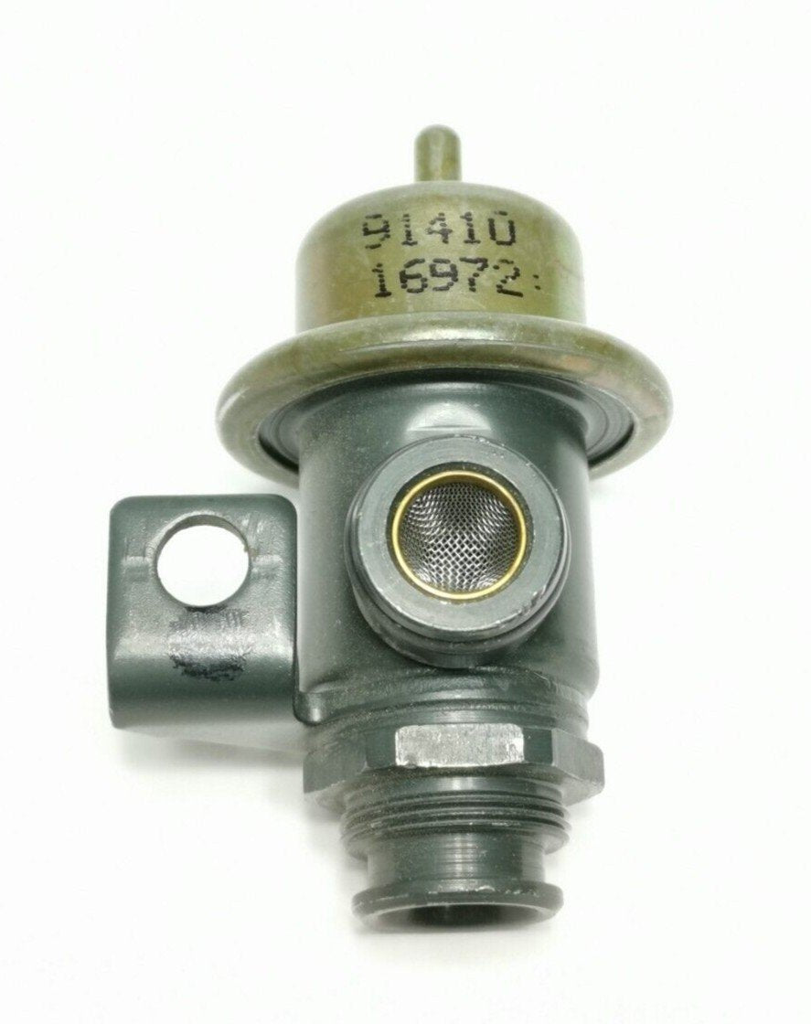 GM OEM Rochester 17091410 Fuel Pressure Regulator 1990-1999 Chevy Buick Pontiac