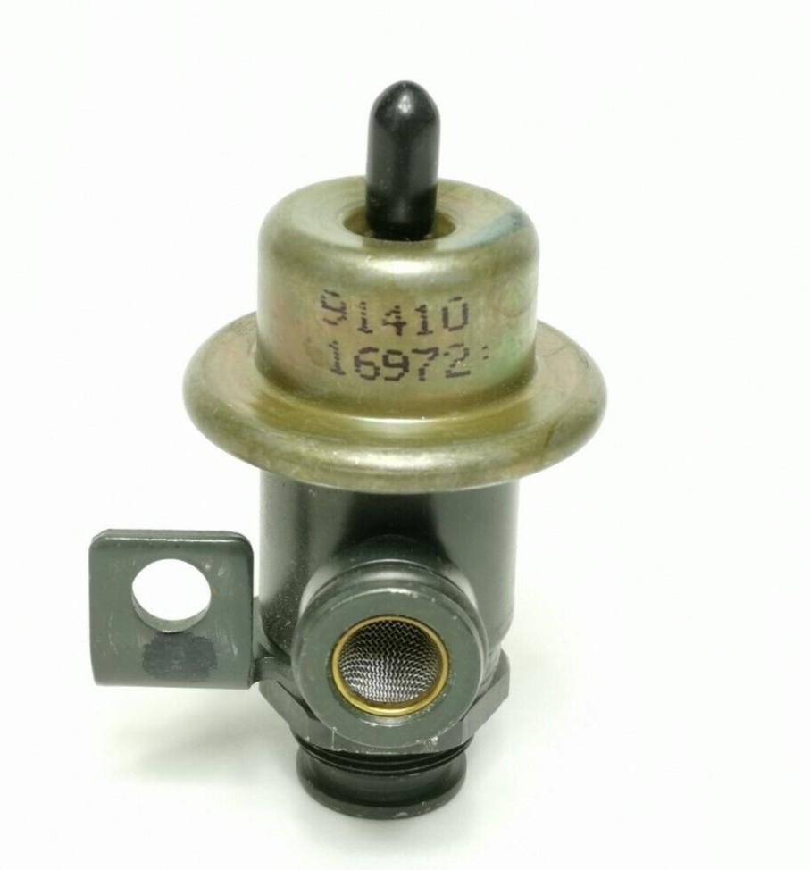 GM OEM Rochester 17091410 Fuel Pressure Regulator 1990-1999 Chevy Buick Pontiac
