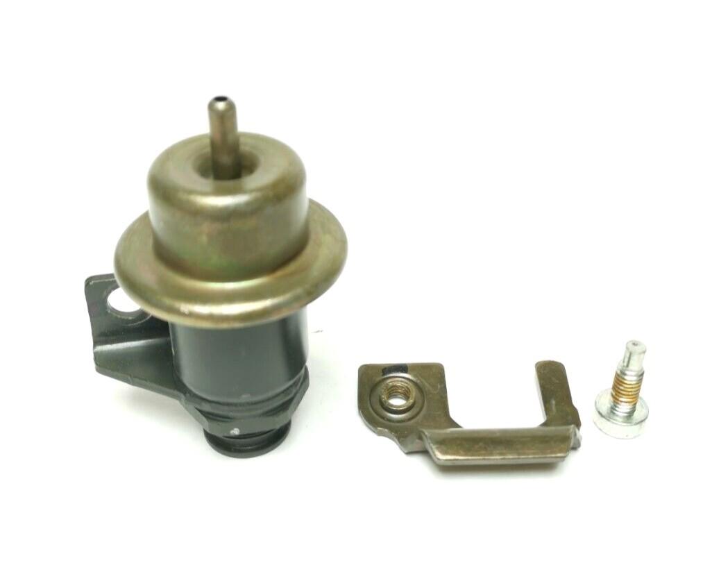 GM OEM 17113622 Fuel Injection Pressure Regulator 2000-2005 Chevy Buick Pontiac