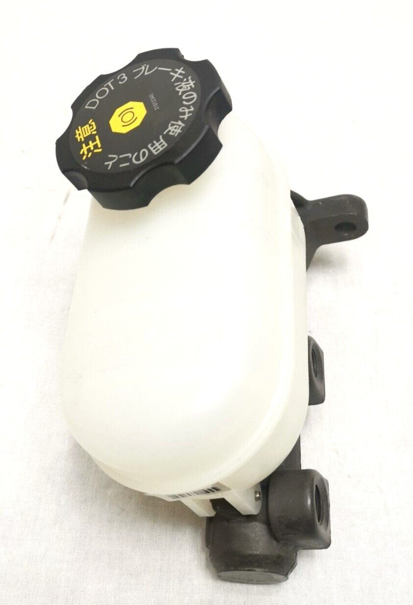 OEM GM 18040249 Brake Master Cylinder 99-02 Blazer Jimmy Sonoma Cast#18025433