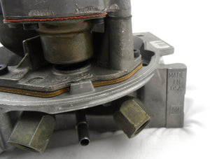 Brand New OEM Rochester Throttle Body With Injectors No Sensors GM 17113321