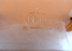 New OEM GM Front RH Side Marker Amber Reflector 16505710, 5974342