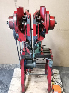 Chicago Model 722 DOUBLE HEAD RIVET MACHINE Size .218 RPM 150/175 Driver 1009