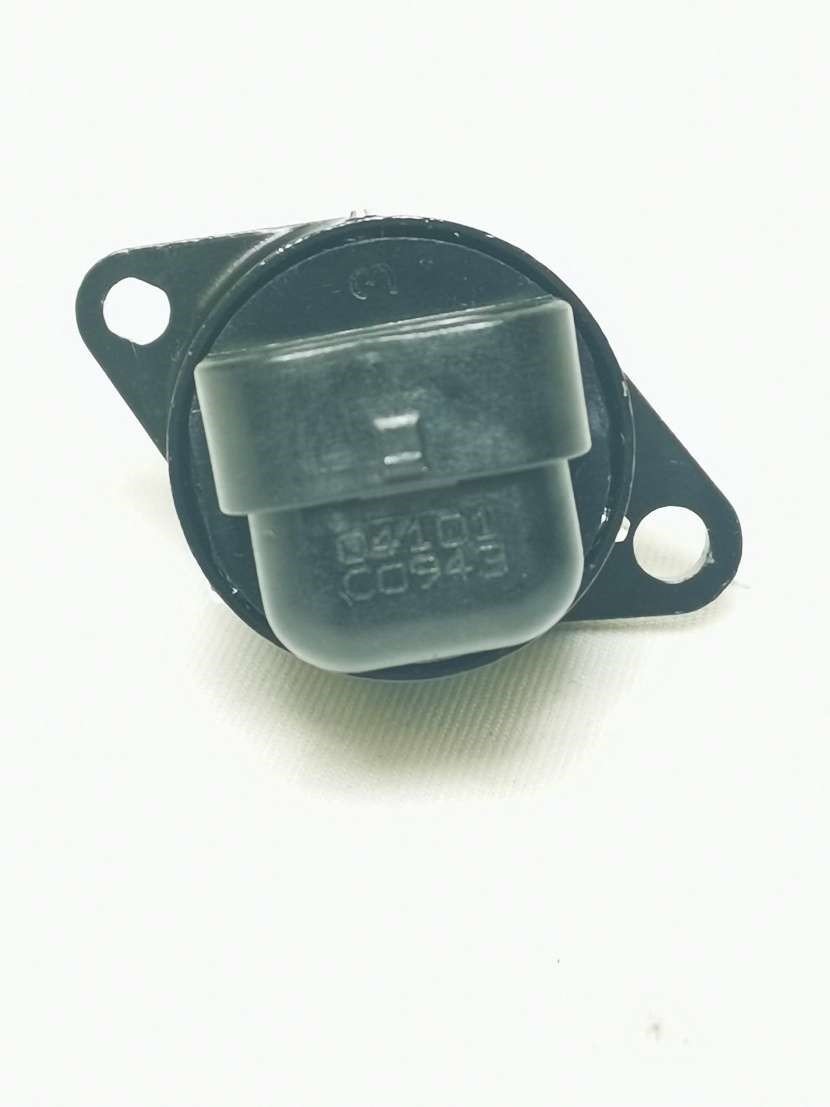 AC140 217-429 17113099 Idle Air Control Valve Wells IAC Valve
