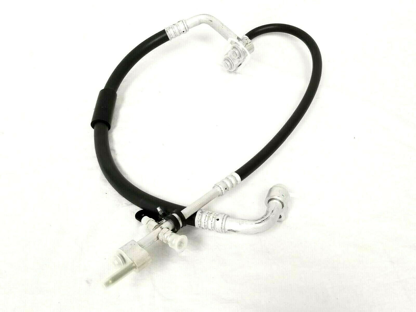 OEM GM 22611604 A/C Refrigerant Hose 97-98 Malibu, 99-01 Alero, 99-01 Grand Am
