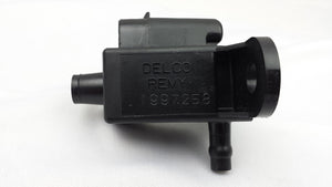 OEM Vapor Canister Purge Valve Solenoid 96-99 CHEV GMC ACDelco: .214-628,1997258