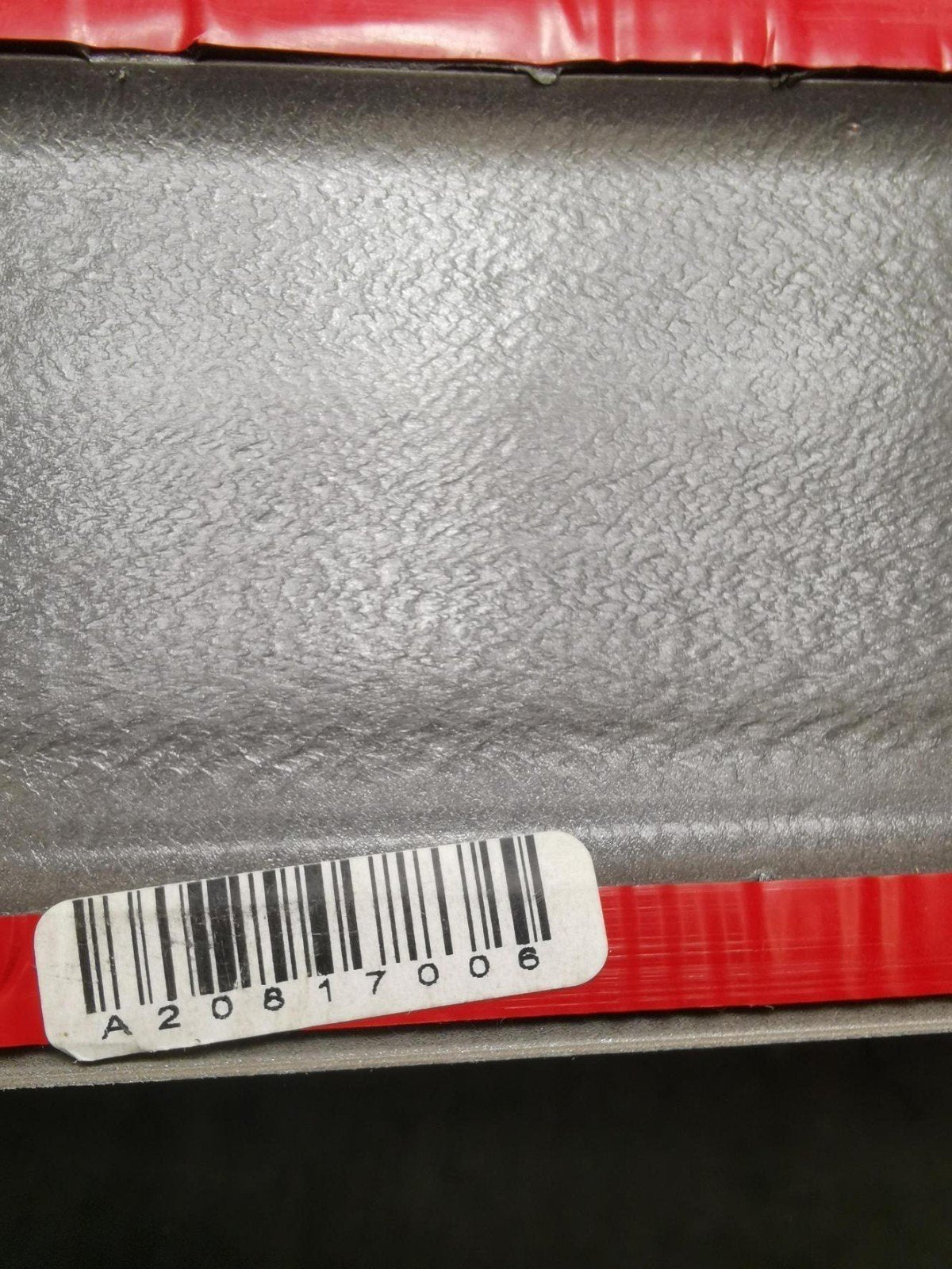 OEM 20816996 Sheer Silver Met Rear Passenger Molding 07-14 GM Trucks, Pickups