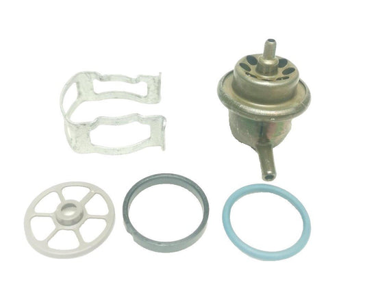 GM OEM Fuel Pressure Regulator & Retainer 96-07 Silverado Sierra Express Yukon..