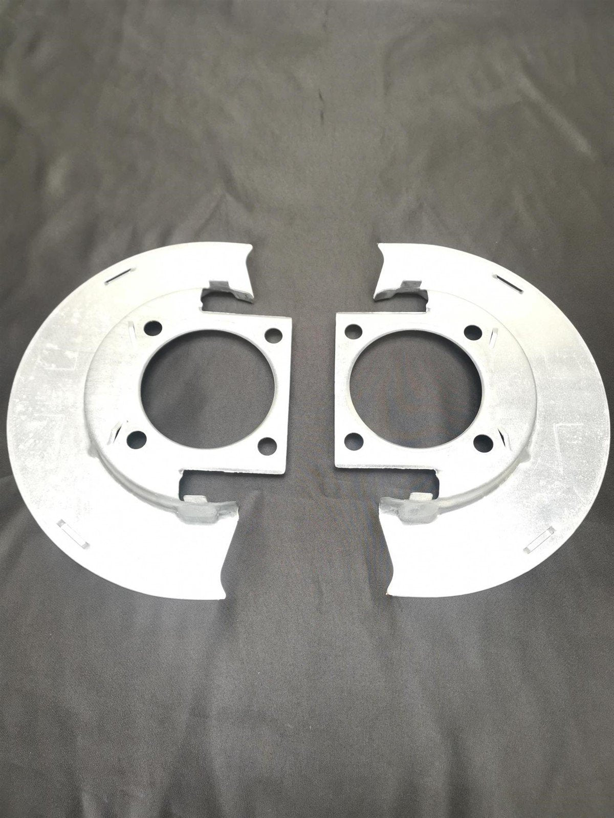 (2) OEM GM 25846355 Front Brake Dust Shield Backing Plate 99-23 Silverado Sierra Trucks Vans 15719023