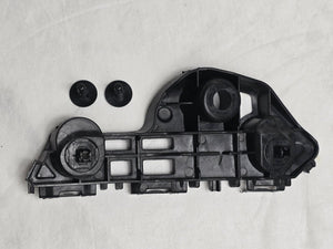 Front Right Bumper Cover Retainer Bracket for 18-24 Toyota Camry TO1033124