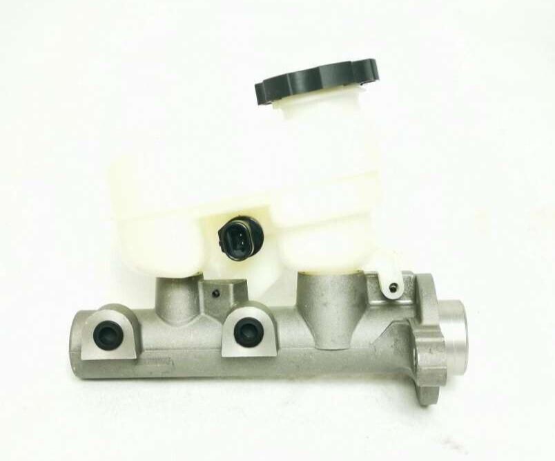Bortek 18M734 Brake Master Cylinder 95-04 Buick LeSabre Cadillac Olds Pontiac