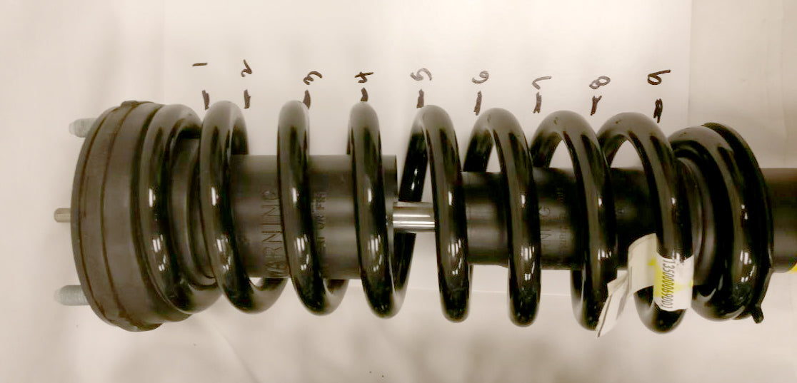 Pair LH+RH OEM GM Front Quick Struts 2.9L, 3.7L 2WD 04-12 Canyon, Colorado 71353