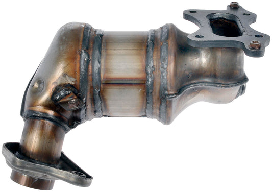 Exhaust Manifold with Integrated Catalytic Converter Dorman 674-138