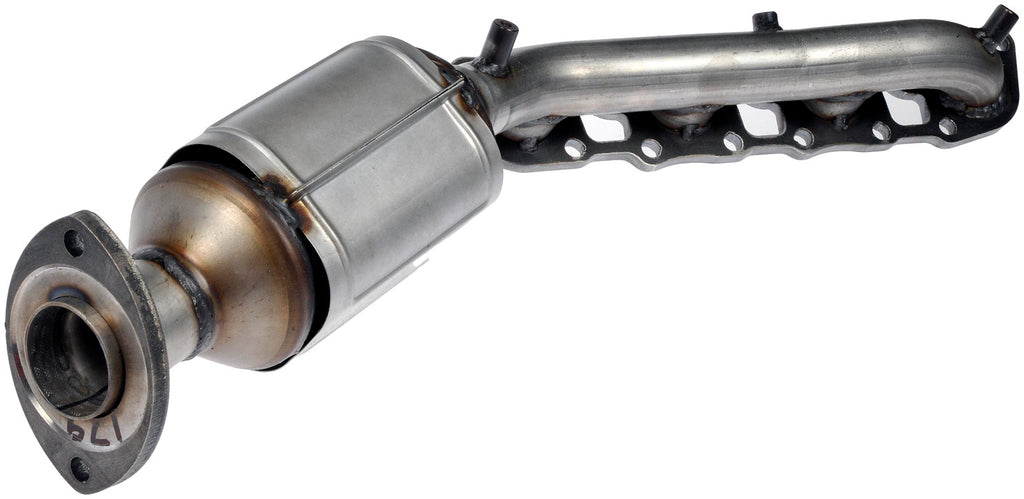 Exhaust Manifold with Integrated Catalytic Converter Dorman 674-648