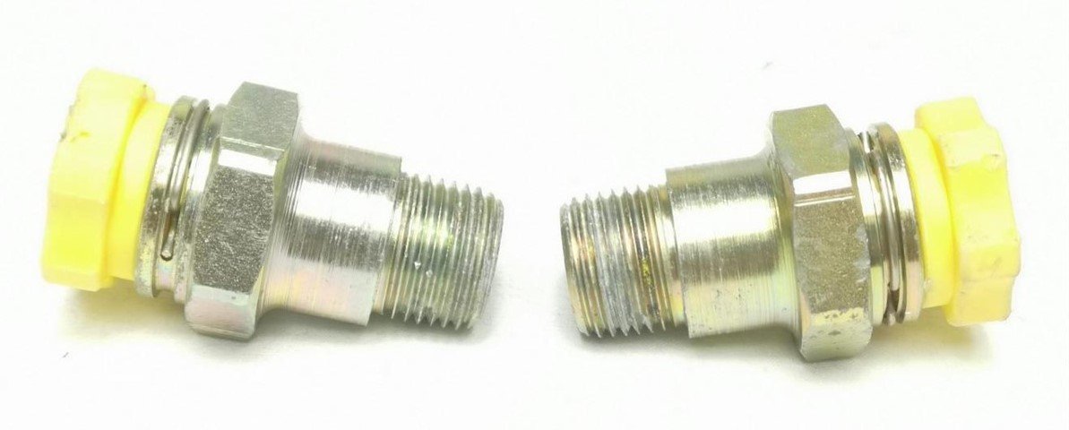 OEM GM 25794270 Two Engine Side Oil Cooler Line Connector 03-09 V8 8.1L 496CID