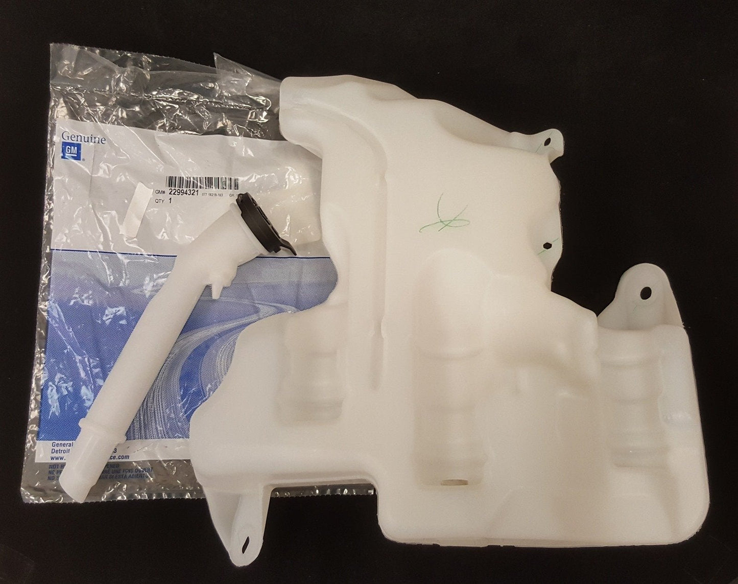 GM OEM Wiper Washer Windshield Reservoir Tank with Neck CHEVROLET MALIBU 2016