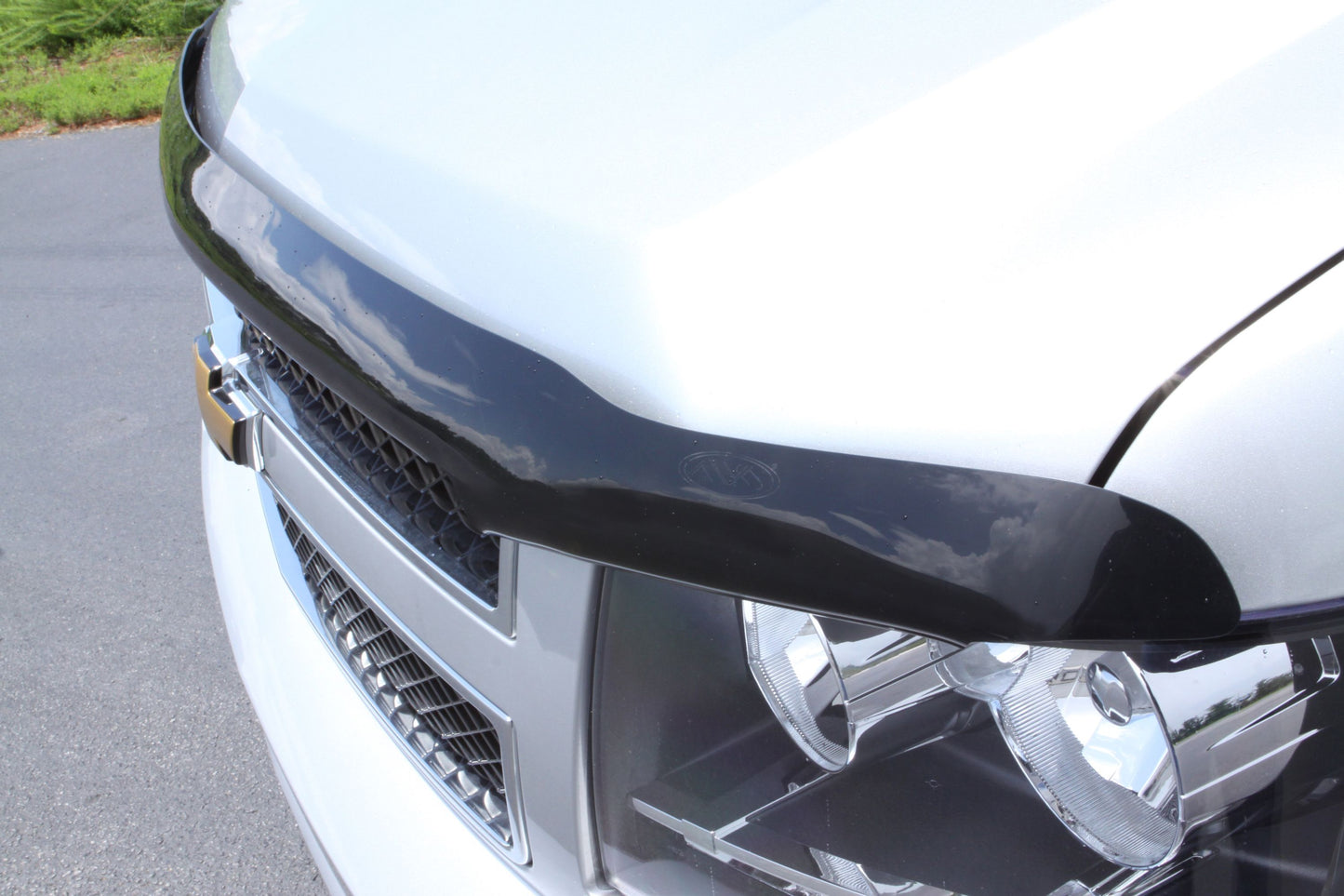 NEW HOODFLECTOR - AVS# 21710