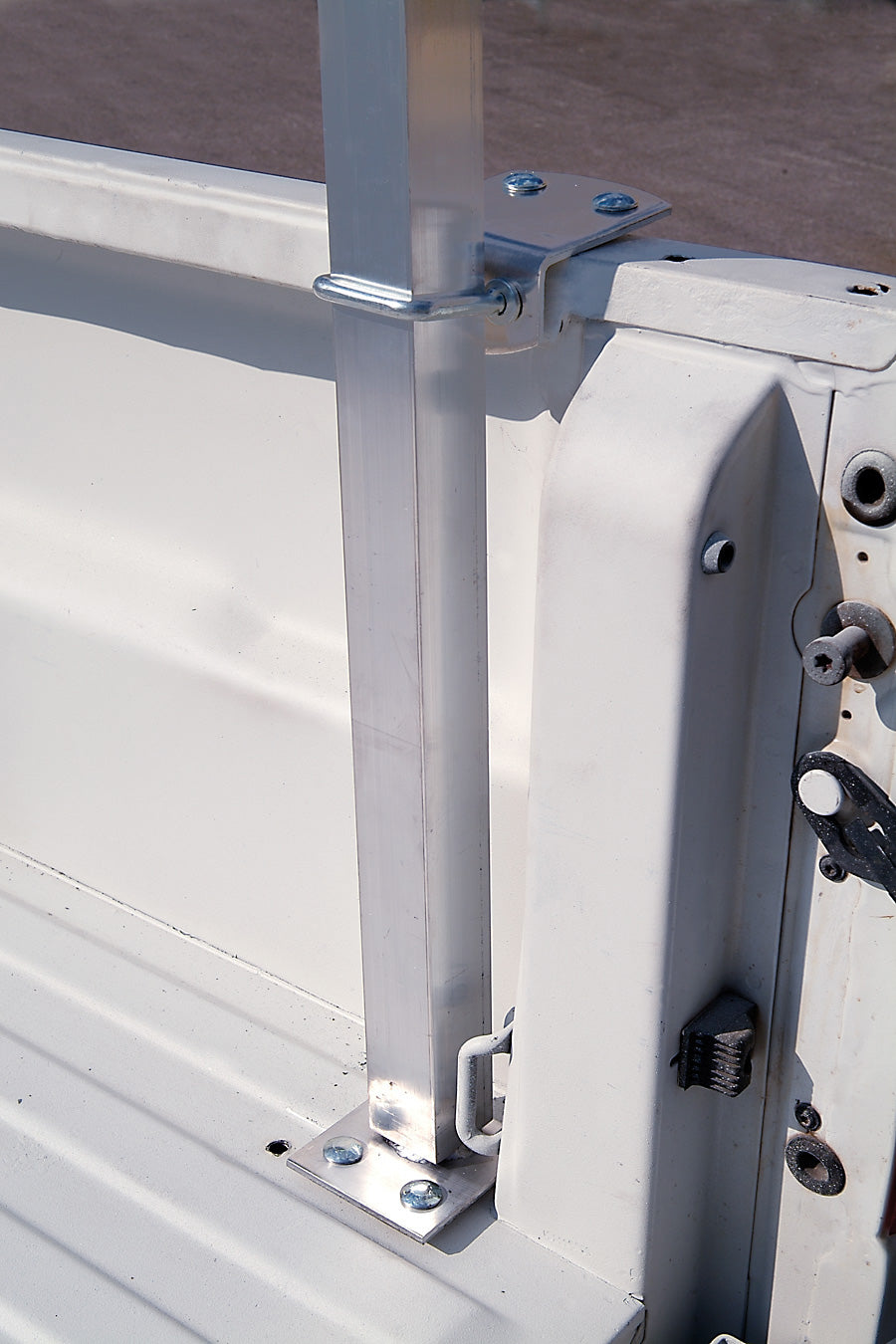 White Steel Removeable Pickup Truck Rack - Cross Tread 82503