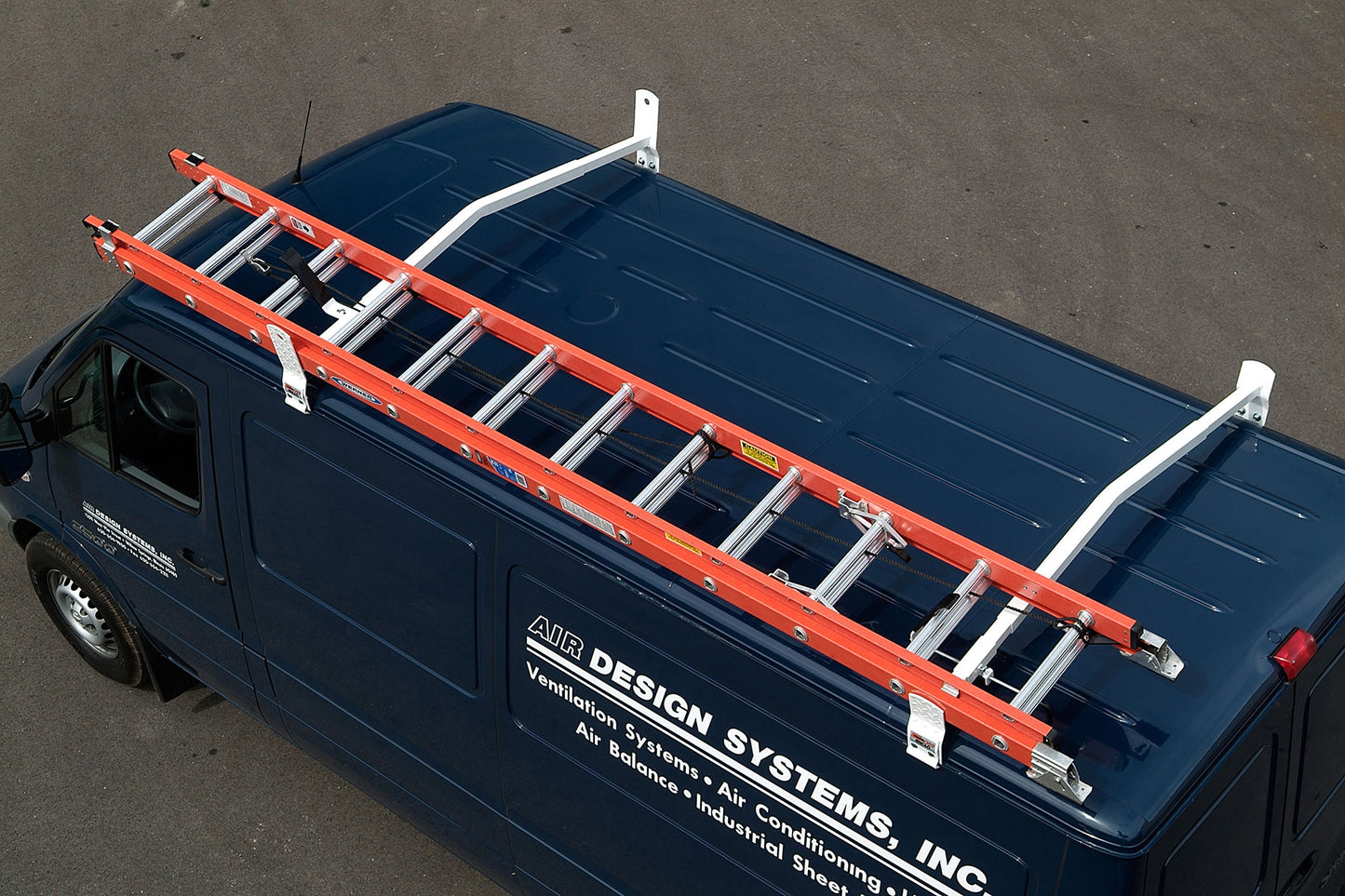 White Single Lock Down Angle Series Gutter Mount Van Rack - Cross Tread 85003