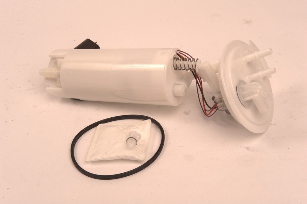 One New Fuel Pump Replaces Airtex E7144M Carter P75026M Spectra SP7144M CLOSEOUT