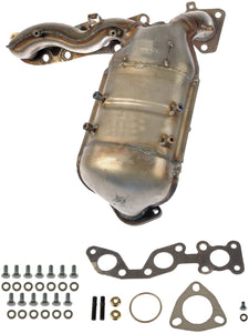 Exhaust Manifold Kit w/ Hardware & Gaskets Dorman 674-835 USA Made